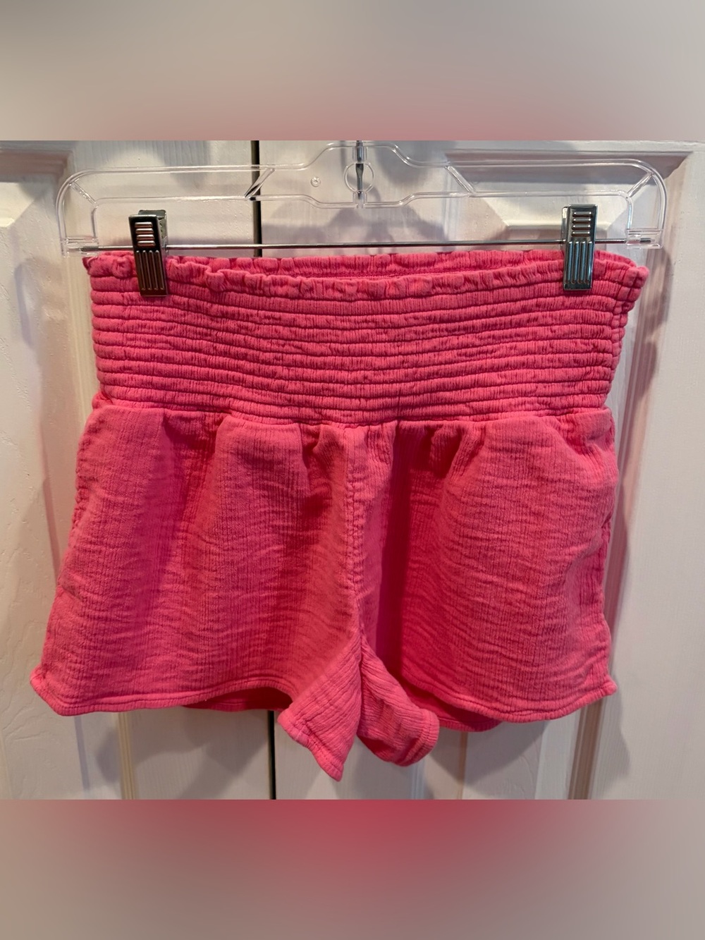 Vineyard Vines Pink High-Waist Textured Cotton Shorts - Small